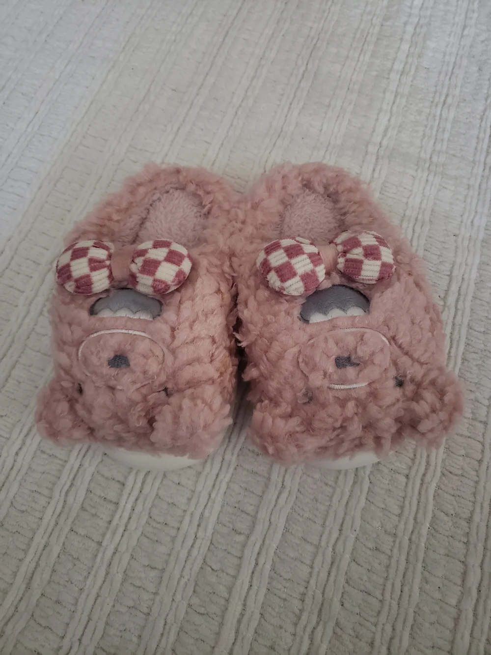 New Plush Pink Bear Slippers with Checkered Bow for Kids